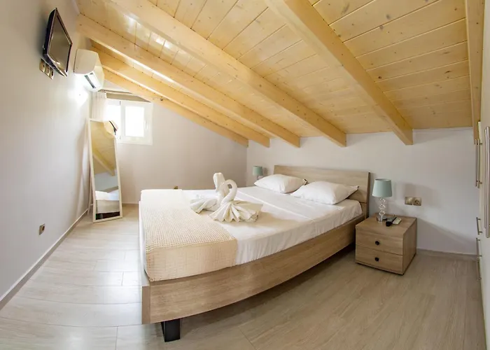 Rachi Apartments, Nydri (Lefkada)